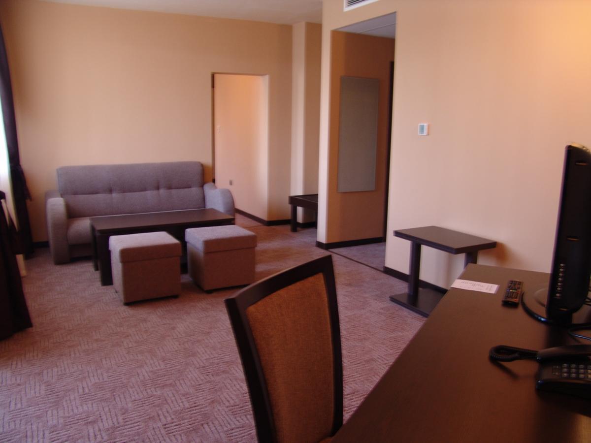 Hotel Ловеч Экстерьер фото