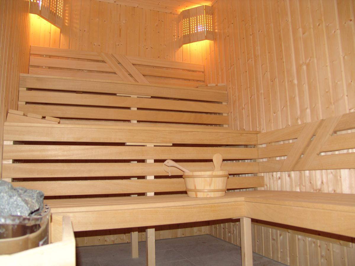 Hotel Ловеч Экстерьер фото
